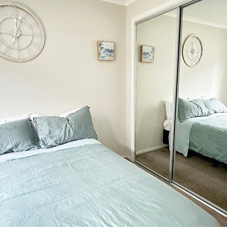 Bright&Cozy Room - Homestay Style - On Street Parking Only Auckland Extérieur photo